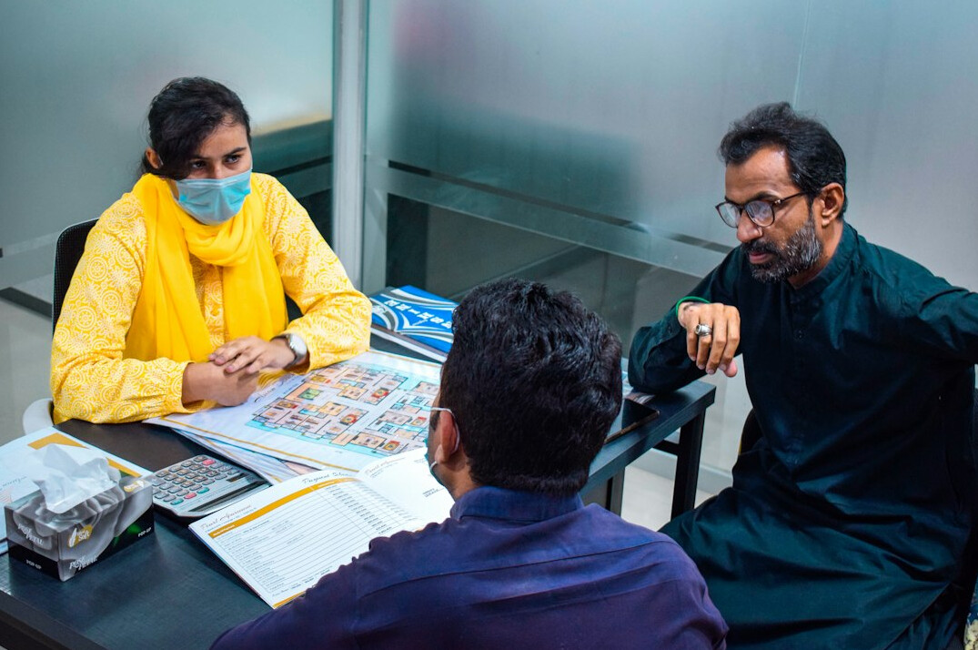 insurance advisor explaining policy
